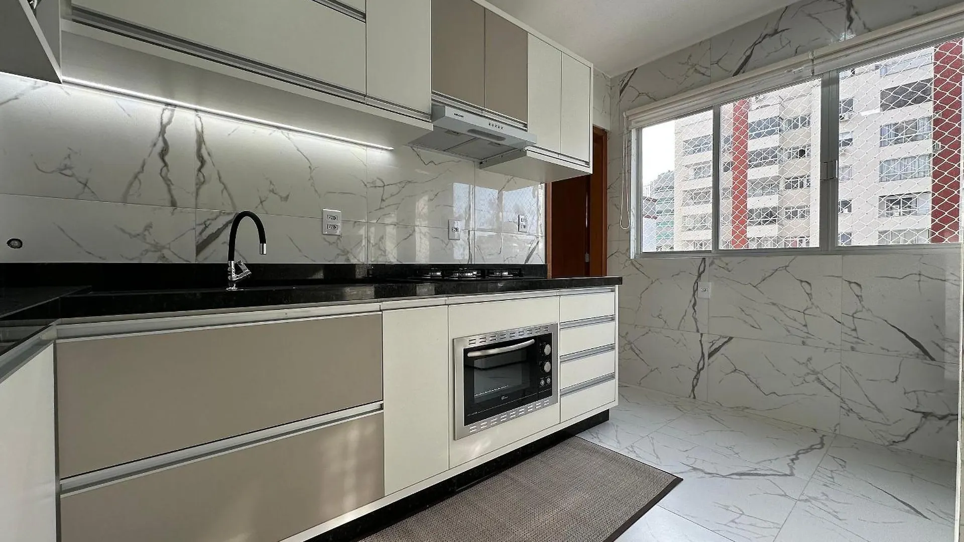 Daire Dd01- 3 Quartos| 3 Banheiros| Quadra Mar| Churrasq Balneario Camboriu Brezilya